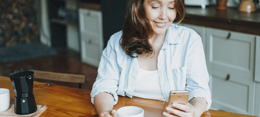 woman_coffee_phone-670x200